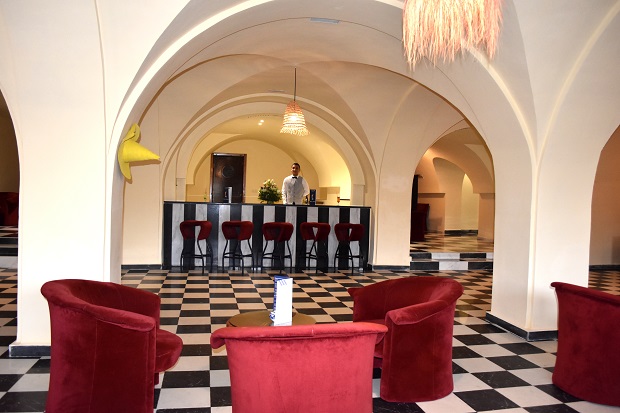Bar Latino